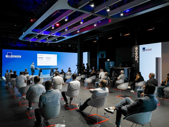 Hybrides Event für Heil & Sohn GmbH & Co. KG, umgesetzt mit der Unterstützung von Holtmann+, in Langenhagen 2021.