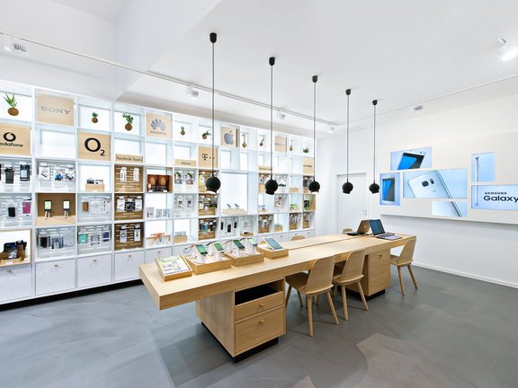 Shops  für MobilCom Debitel umgesetzt mit der Unterstützung von Holtmann+, deutschlandweit 2010-2019.