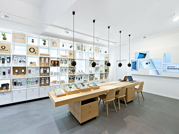 Shops für MobilCom Debitel umgesetzt mit der Unterstützung von Holtmann+, deutschlandweit 2010-2019.