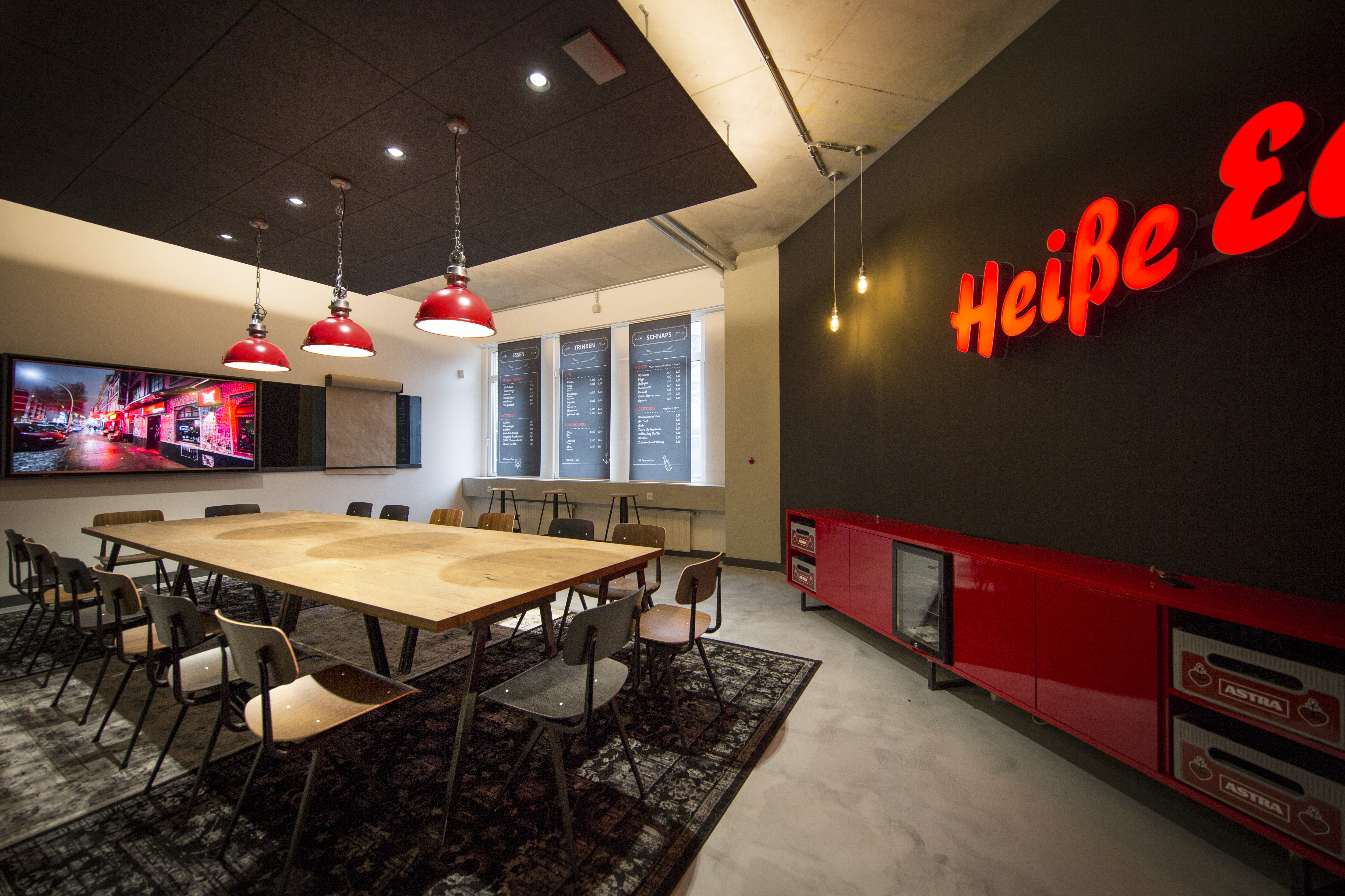 Expansion of the training center for freenet group, carried out with the support of Holtmann+ in Hamburg in 2018.