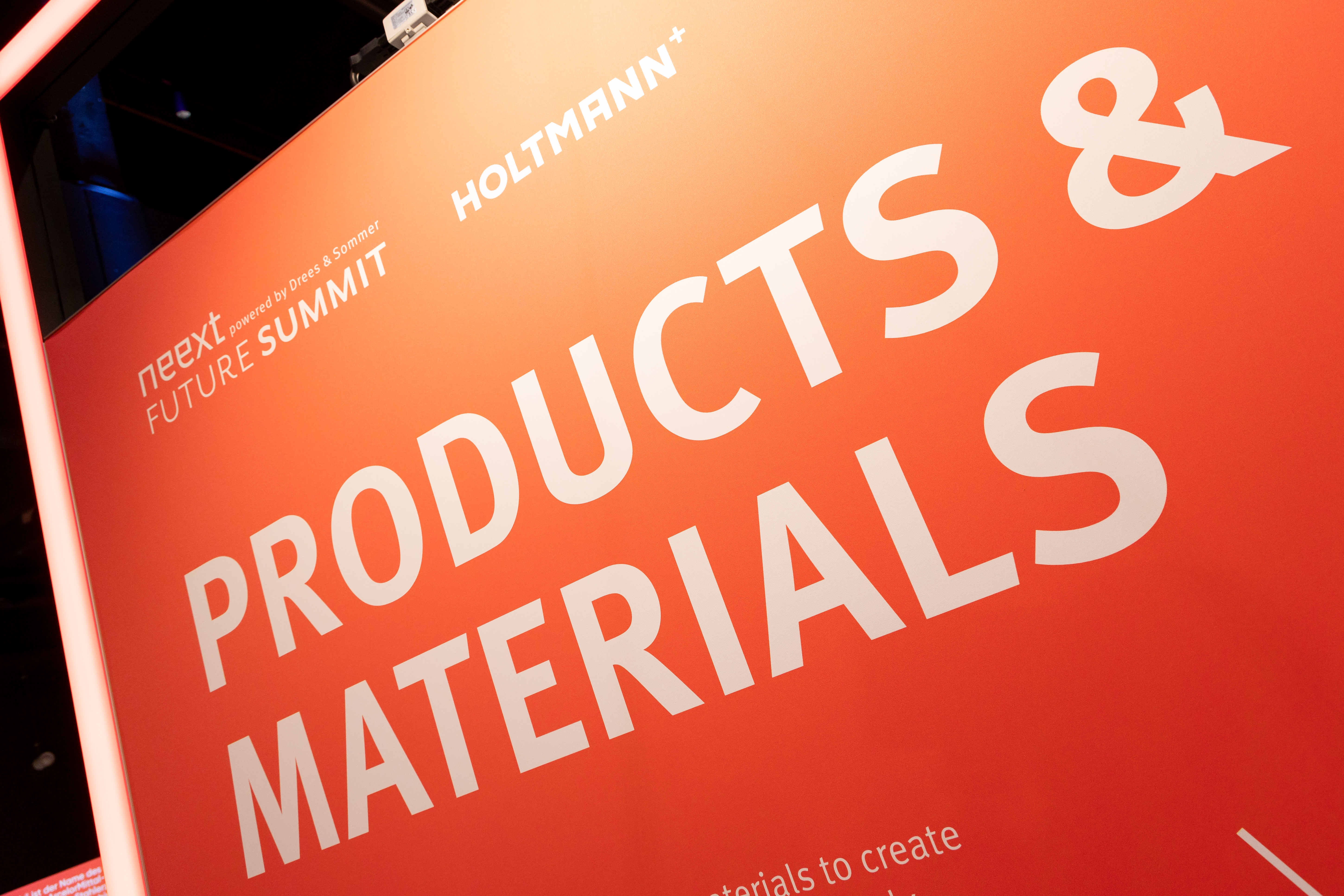 [Translate to English:] Neext Event von Drees & Sommer umgesetzt mit Holtmann+, in Berlin 2025.