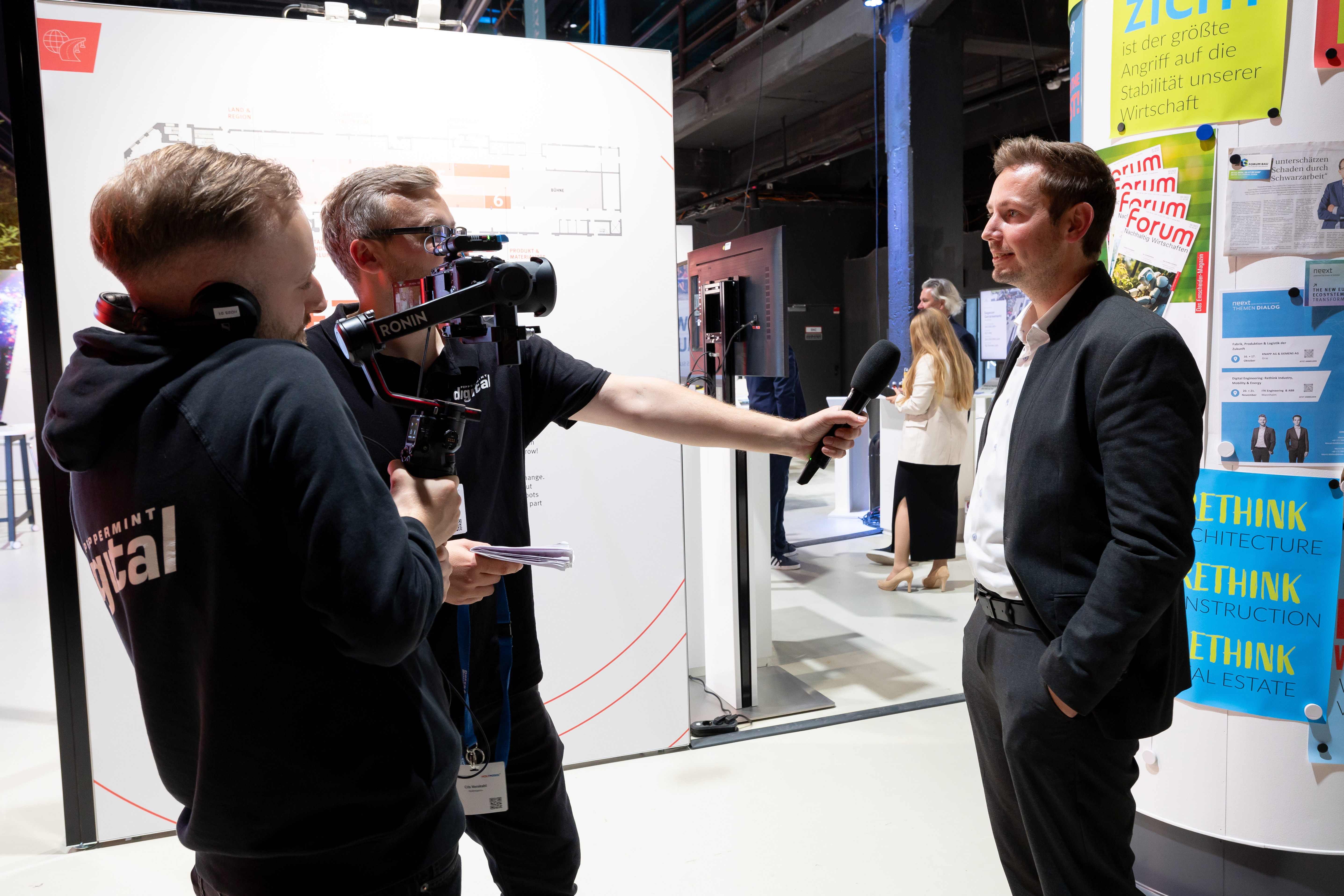 [Translate to English:] Neext Event von Drees & Sommer umgesetzt mit Holtmann+, in Berlin 2025.