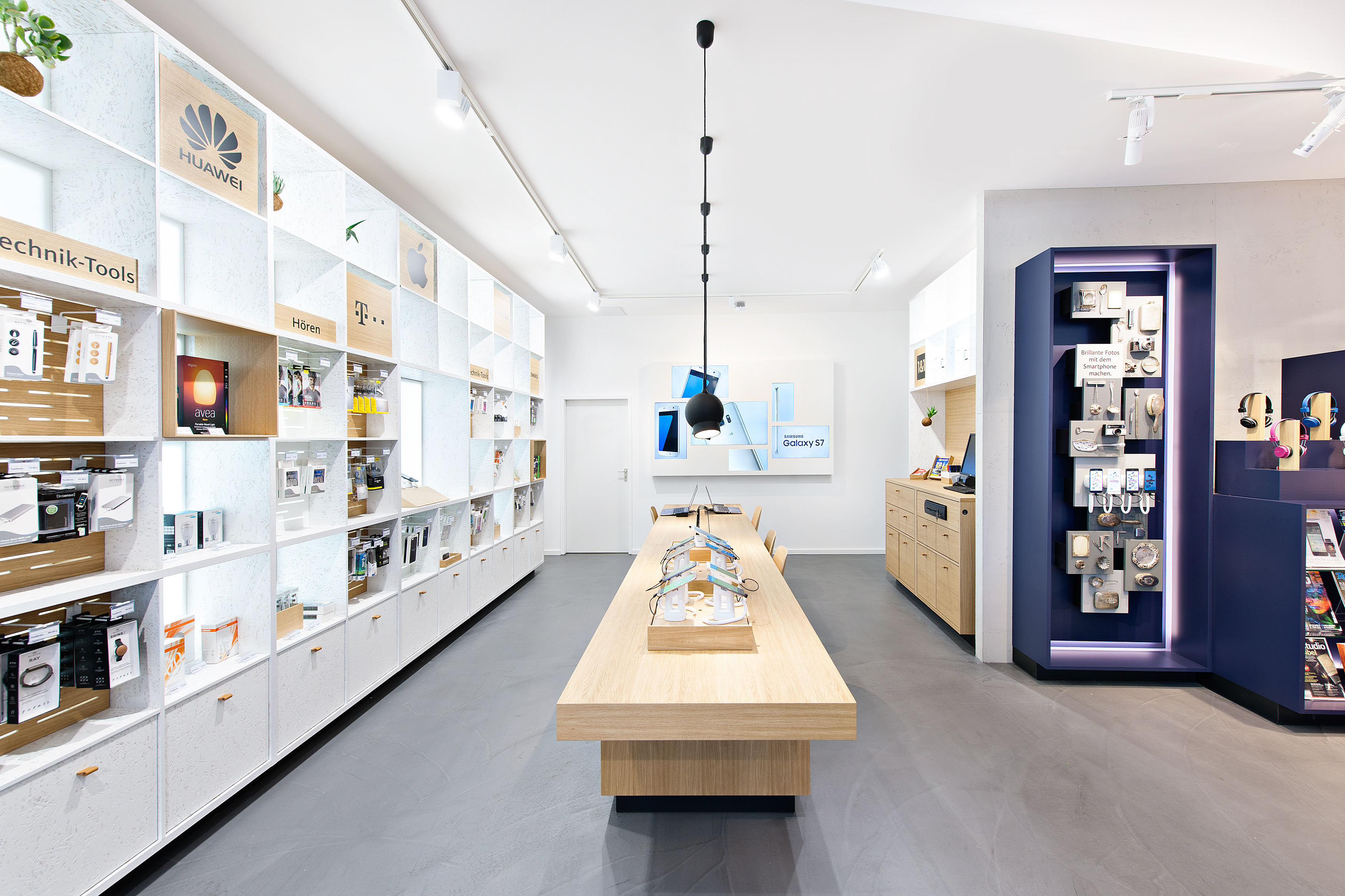 MobilCom Debitel stores implemented with the support of Holtmann+, throughout Germany, 2010–2019.